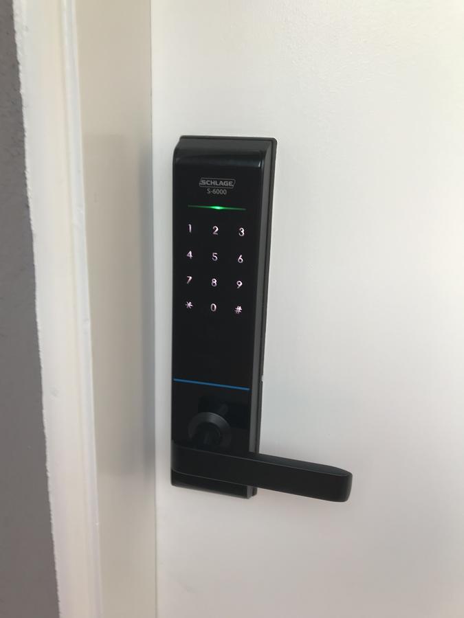 Cbd Apartments Launceston Bagian luar foto